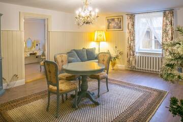 Фото номера Апартаменты с 1 спальней Апартаменты Romance Apartment г. Кулдига 39