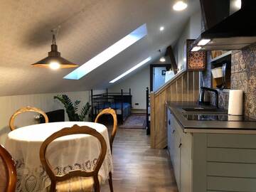 Фото номера Апартаменты с балконом Апартаменты Fotogrāfa Apartamenti г. Кулдига 12
