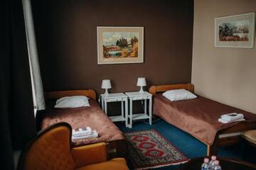 Фото номера Трехместный номер эконом-класса с общей ванной комнатой Отель Boutique Hotel Virkas muiža г. Кулдига 7