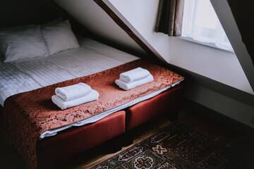 Фото номера Бутик-номер в мансарде Отель Boutique Hotel Virkas muiža г. Кулдига 17