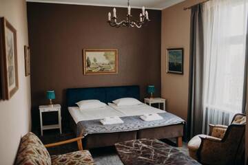 Фото номера Стандартный трехместный номер Отель Boutique Hotel Virkas muiža г. Кулдига 8