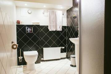 Фото номера Семейный номер Отель Kuldigas Metropole г. Кулдига 6